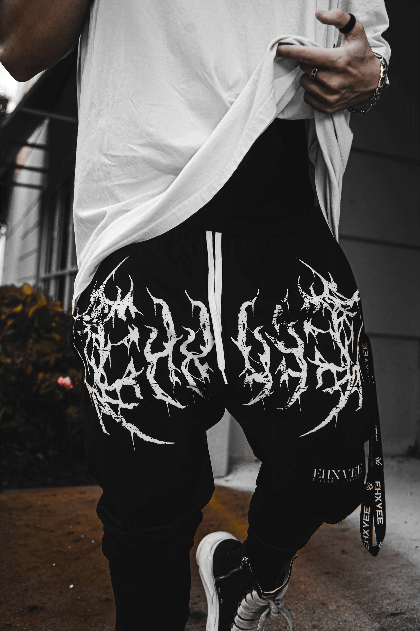 Disruption | Joggers - Black (M)